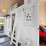 Harthwik - 10m From The Sea By Interhome *